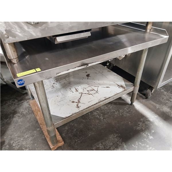 STAINLESS STEEL EQUIPMENT STAND W/ UNDERSHELF