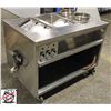 Image 2 : 3 WELL STEAM TABLE ON CASTORS