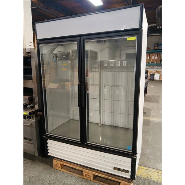TRUE UPRIGHT DUAL GLASS DOOR FREEZER