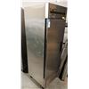 Image 7 : TRUE S/S SINGLE DOOR UPRIGHT FREEZER T-23F