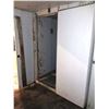 Image 12 : 9' x 12' COMBINATION WALK IN COOLER & FREEZER