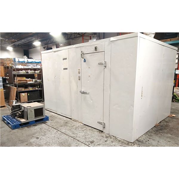 9' x 12' COMBINATION WALK IN COOLER & FREEZER