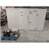 Image 2 : 9' x 12' COMBINATION WALK IN COOLER & FREEZER