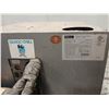 Image 4 : 9' x 12' COMBINATION WALK IN COOLER & FREEZER