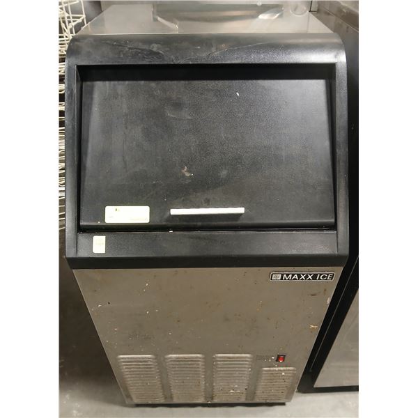 MAXX ICE UNDERCOUNTER ICE MACHINE