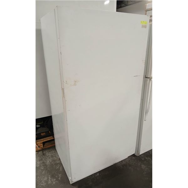 FRIGIDAIRE UPRIGHT FREEZER