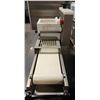 Image 2 : DEIGHTON MANUFACTURING COMMERCIAL SPREADMATIC