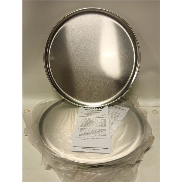 12 NEW WINCO 12" ALUMINUM PIZZA TRAYS