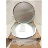 Image 1 : 18 NEW WINCO 16" ALUMINUM COUPE STYLE PIZZA TRAYS
