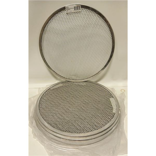 11 NEW WINCO 13" SEAMLESS PIZZA SCREENS