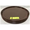 Image 1 : SIX NEW CAMBRO CAMTREAD CIRCULAR PLATTERS - 14"