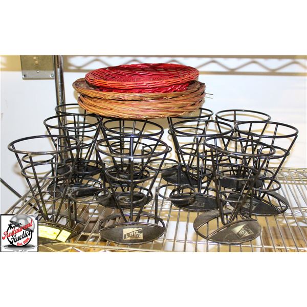 11 FRENCH FRY CONE HOLDERS + 5 WOVEN BASKET TRAYS