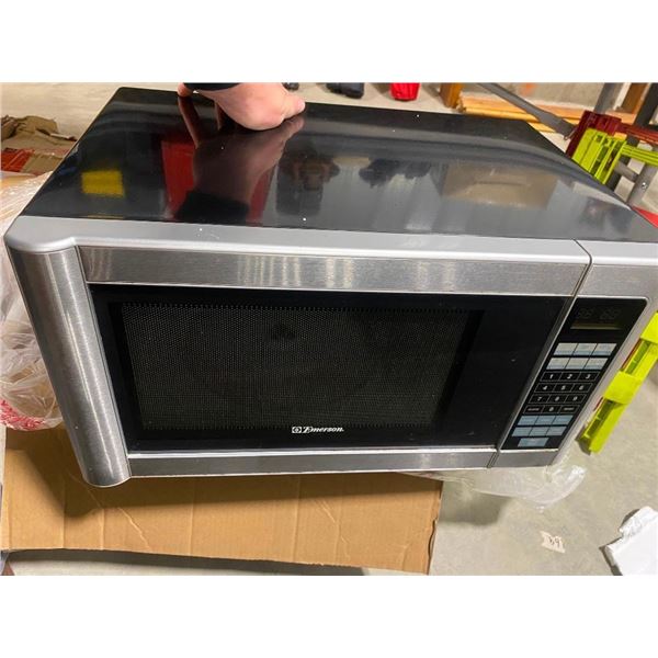 USED MICROWAVE