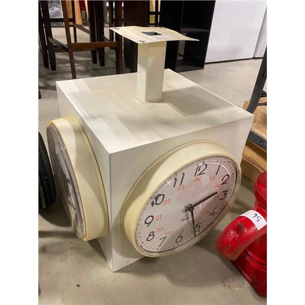 4-SIDED SQUARE CLOCK
