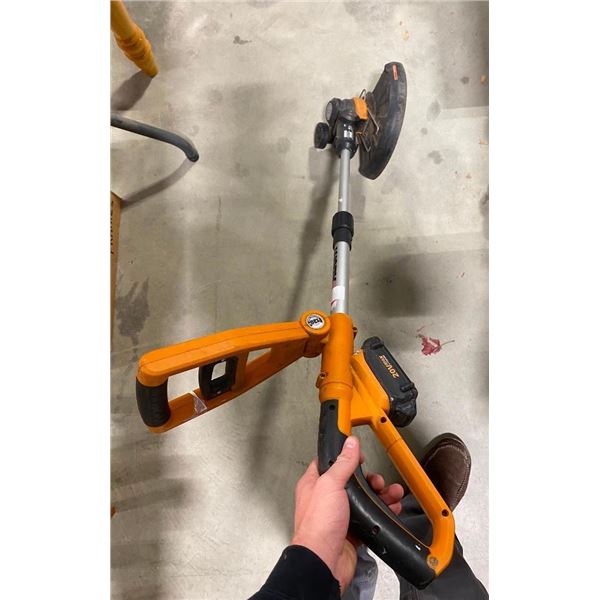 BATTERY OPERATED LAWN EDGER - HAS BATTERY - NO CHARGER