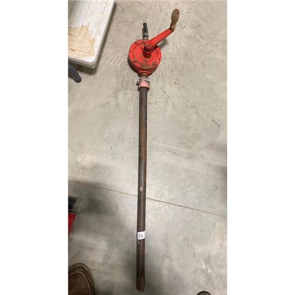 VINTAGE CRANK PUMP