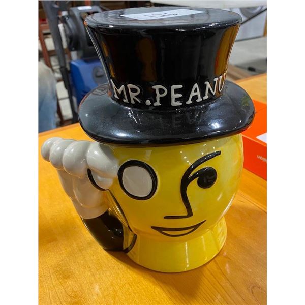 MR PEANUT JAR