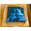 Image 1 : LIGHT-UP DESK PICTURE