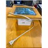 Image 2 : LIGHT-UP DESK PICTURE