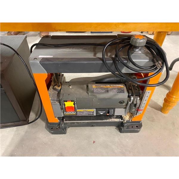 13IN RIDGID PLANER
