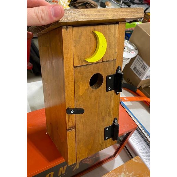 BIRD HOUSE
