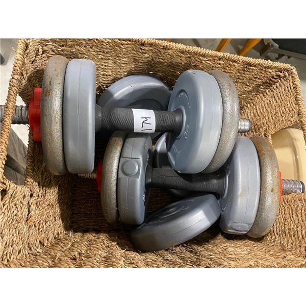 SET OF DUMBBELLS WITH EXTRA WEIGHTS