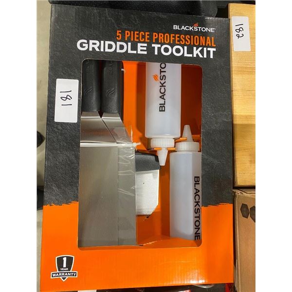 5 PIECE BLACKSTONE GRILL KIT