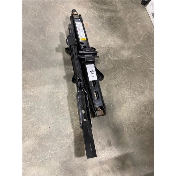 SMALL PORTABLE CAR JACK