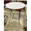 Image 1 : FOLDABLE 24IN TABLE