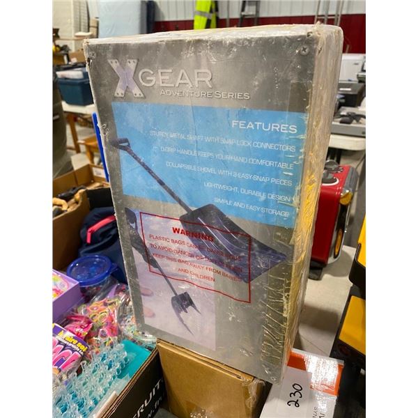 SMALL CAMPING SHOVEL