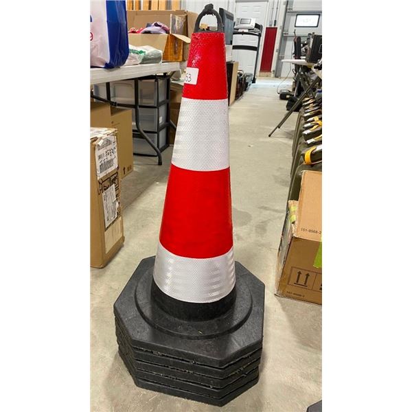 5 TRAFFIC CONES - SAFETY CONES