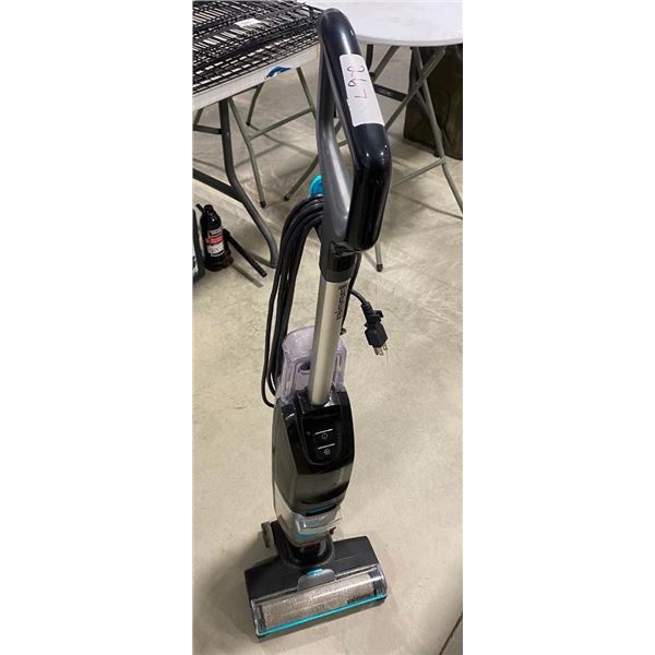 BISSELL VACUUM