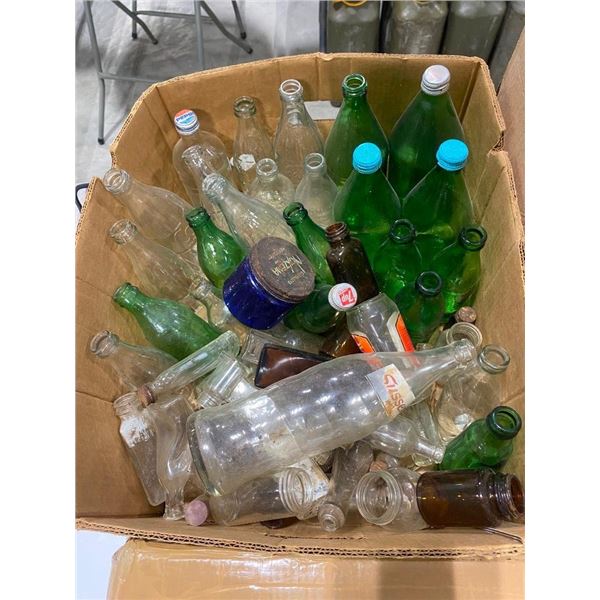 BOX LOT OF ASSORTED BOTTLES