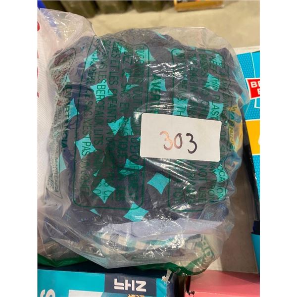 4 PAIR OF MENS BOXERS