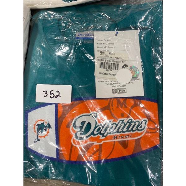 SIZE M MIAMI DOLPHINS T SHIRT