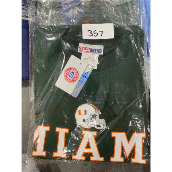 SIZE M MIAMI DOLPHINS T SHIRT