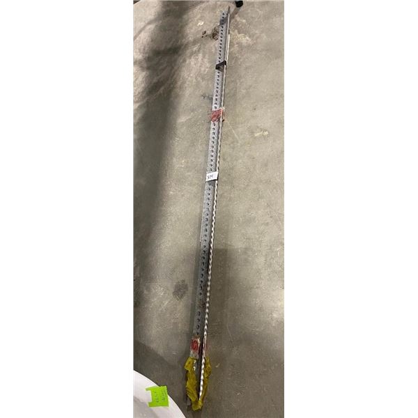 6 OF 5FT THIN STEEL L BRACKETING