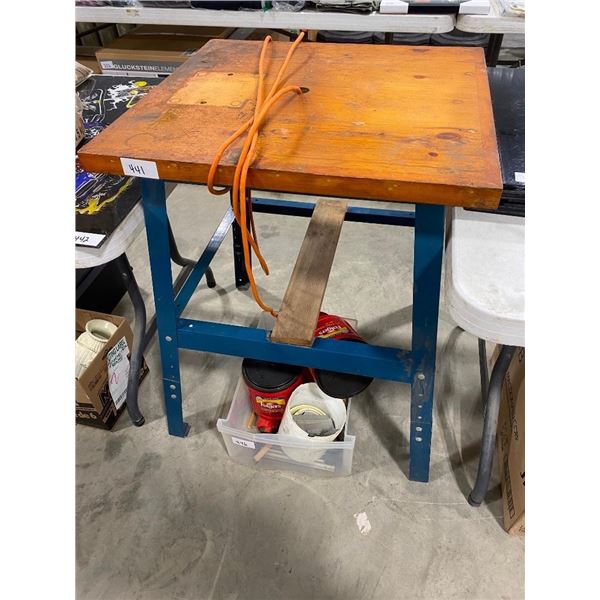 25.5x23.5IN WORK TABLE