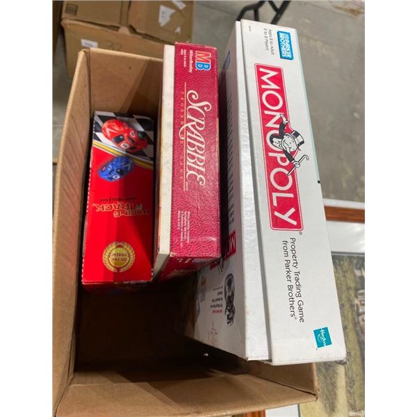 BOX OF ASSORTED BOARD GAMES