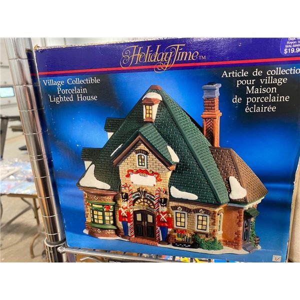 PORCELAIN DECORATIVE CHRISTMAS HOUSE