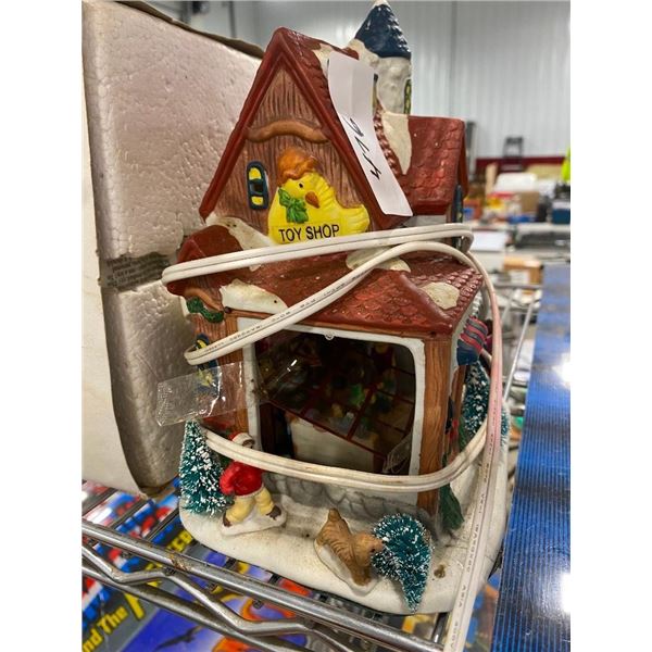 PORCELAIN DECORATIVE CHRISTMAS HOUSE