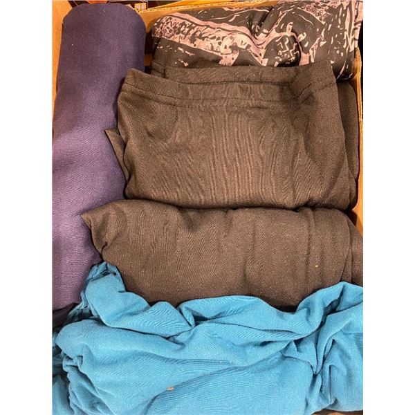5 MENS 2XL T-SHIRTS