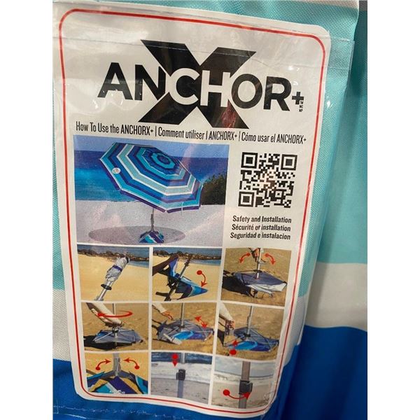 BEACH UMBRELLA WITH CARRYING BAG