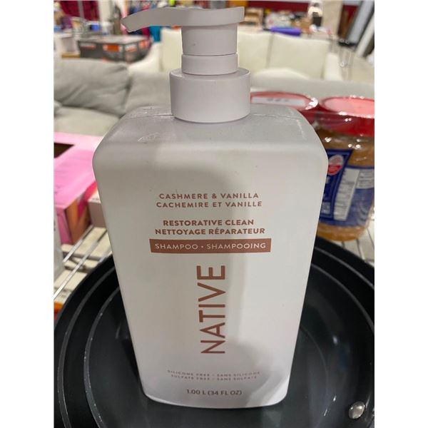 1 L OF VANILLA SHAMPOO