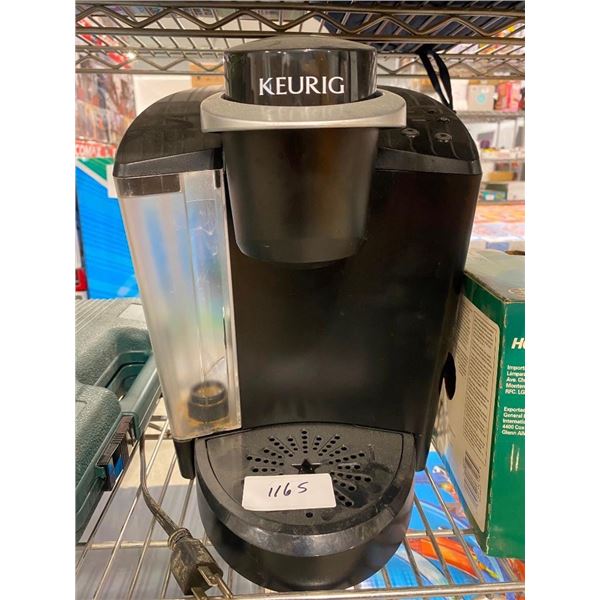 KEURIG COFFEE MACHINE