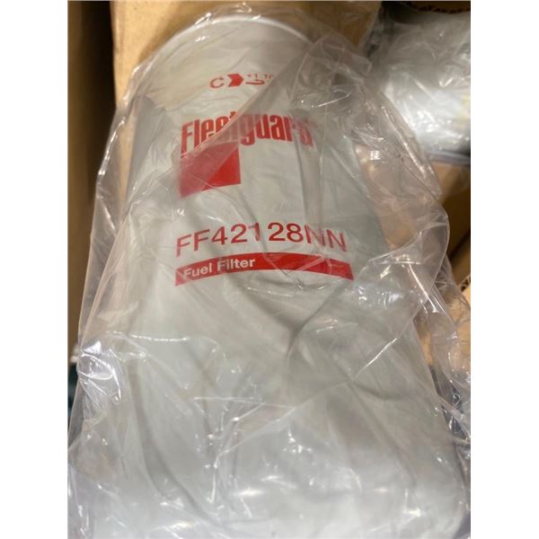 6 FLEETGUARD FUEL FILTERS - PART NUMBER IN PICTURE