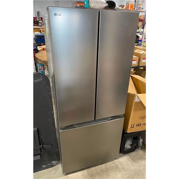 29.5X27.5X69.75IN LG REFRIGERATOR WITH PULL-OUT FREEZER