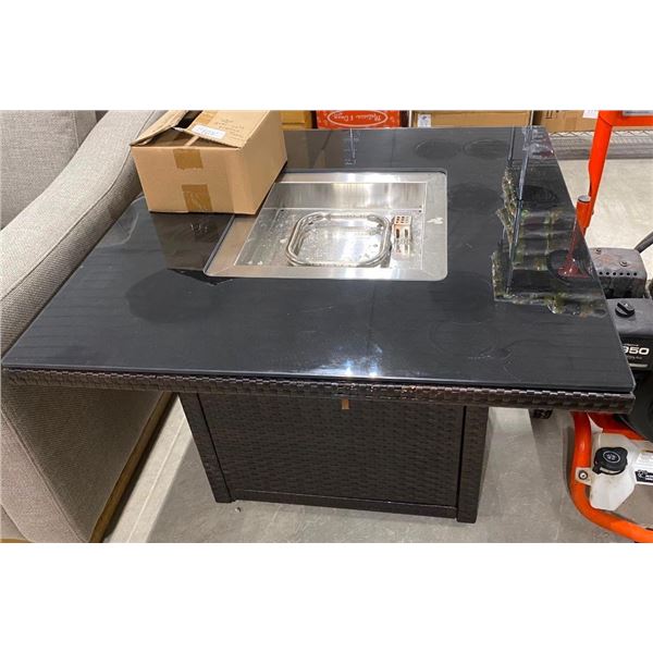 36X36IN GLASS TOP OUTDOOR PROPANE FIREPLACE WITH ROCKS