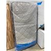 Image 1 : TWIN SIZE SEALY MATTRESS