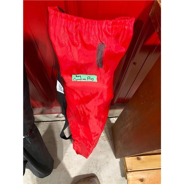 CANADIAN FLAG CAMPING CHAIR